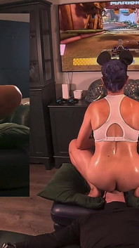 딜도 개그 게이머 소녀