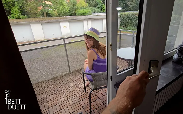 BettDuett: Double Orgasm During Holiday Quicky!!