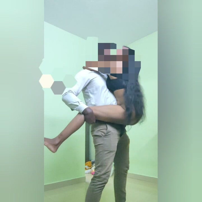 Tamilnaduu: Gerçek satıcı karımı sert sikiyor