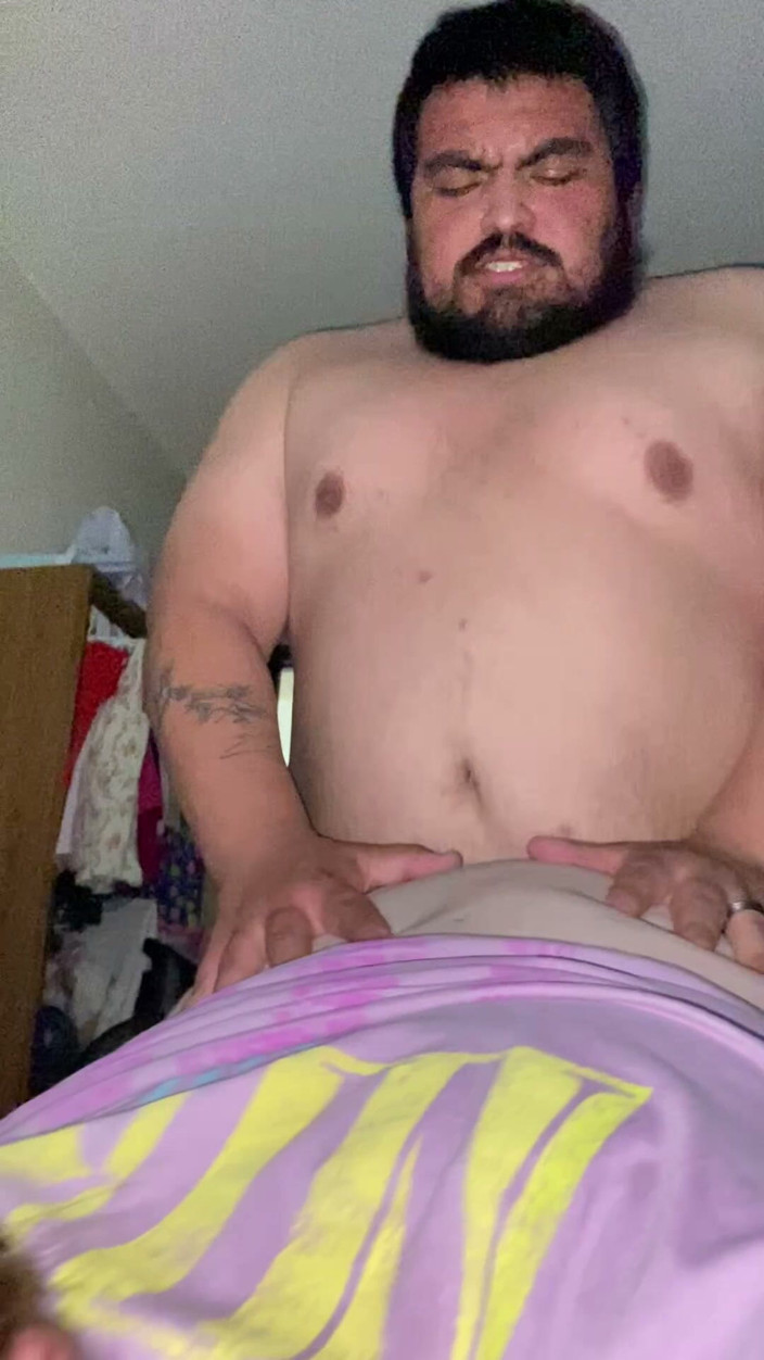 Robbie Marquez: GRUBAska biała milf dostaje anal creampie