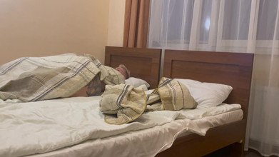 Falcon Al: デカチン寮のルームメイトとのセックス