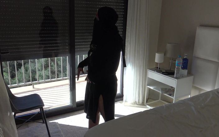 Souzan Halabi: Sextape of Algerian Maid Living in France