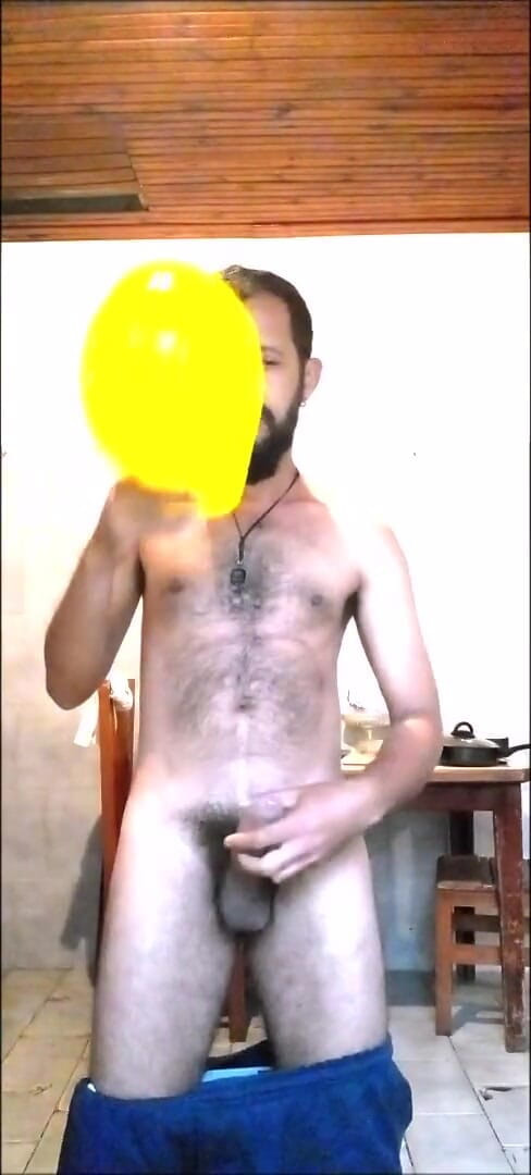 Stink HairyMale: หมวกกันน็อคเหลืองสั้นร้อนๆ 4