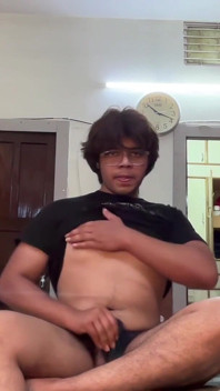 Horny Desi Twink Bitch Loses Control at Home