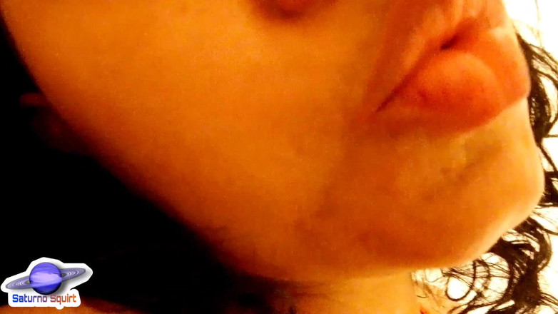 Saturno Squirt: Gonzo muncrat bareng saturno, fetish kaki, lingerie seksi dan memek...