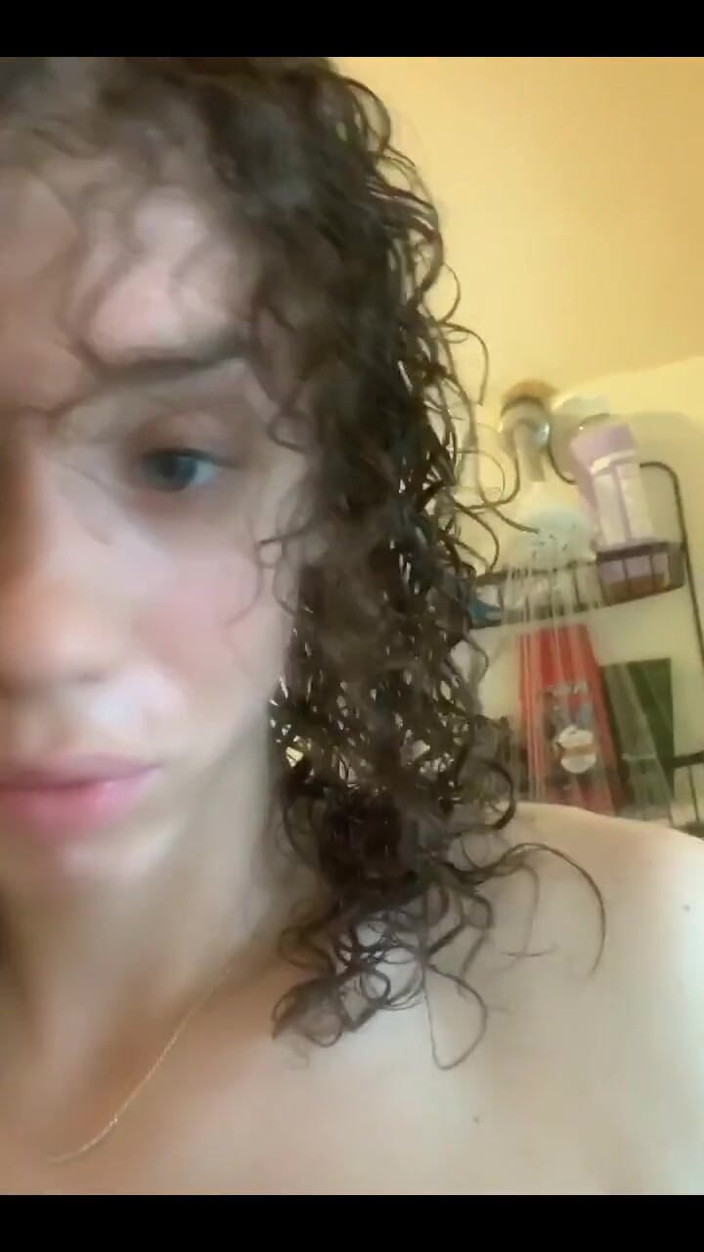 Tia Tizzianni Productions: 今日は自分の体を愛する