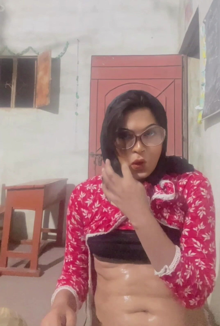 Apple00001: Proszę, siusiu na mnie