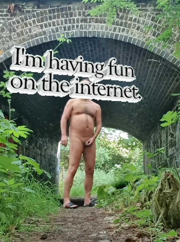 MaleModel: 인터넷에서 누드