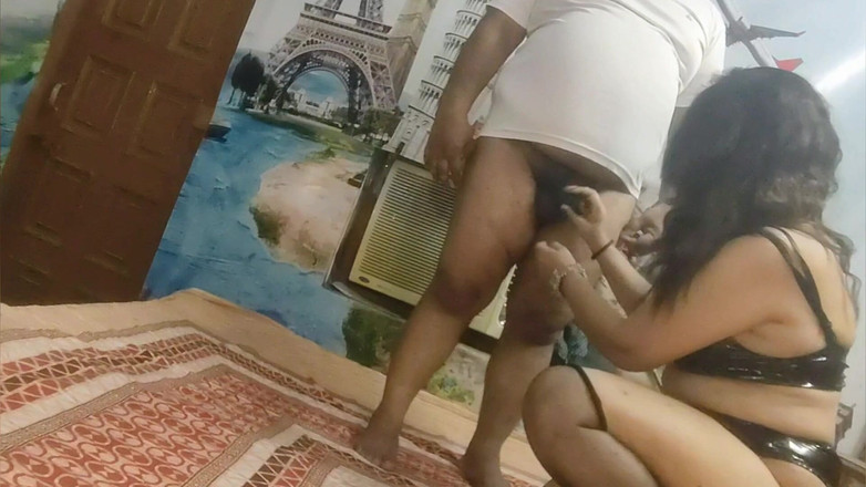 aliabegum: Sexy padrona indiana sega, pompino e sesso di posizione amazzone -...