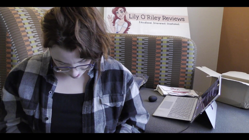 NSFW Unboxing & Test of the Maya Ovipositor (Lily O'Riley : fetish redhead) NSFW Unboxing & Test of the Maya Ovipositor (Lily O'Riley : fetish redhead)