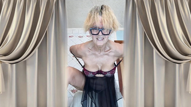 Lukerya: Lukerya si ibu rumah tangga hot dengan baju hitam di...