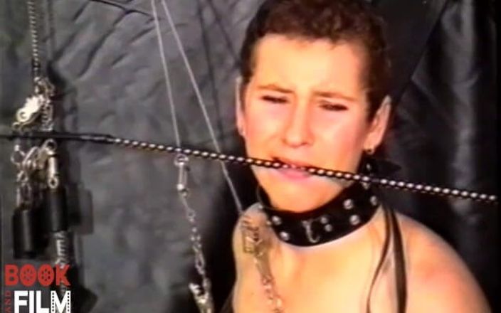 Temptation of pain: Disciplina después del anochecer
