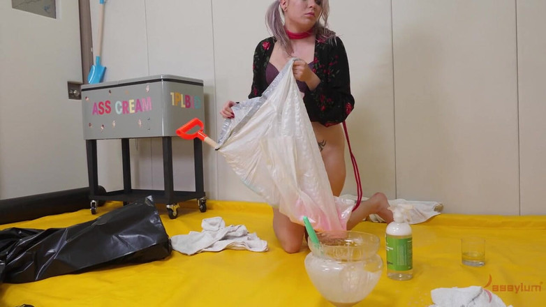 Assylum & Slavemouth: Teen Get Rough Anal and Piss Punishment at the Ice...