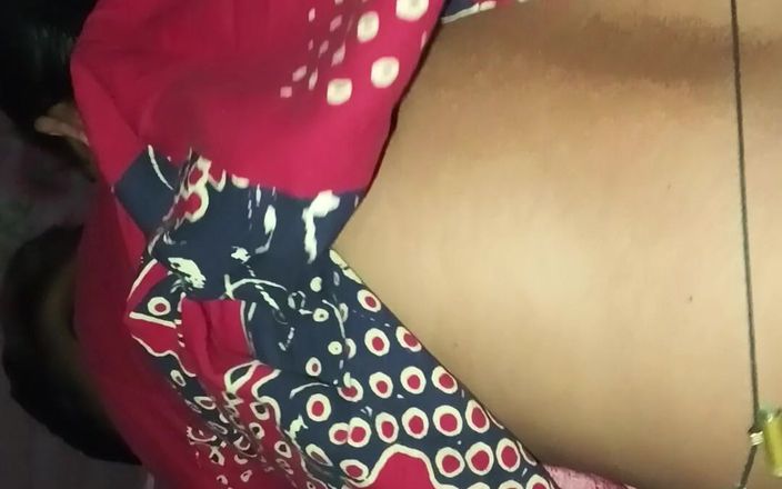 Najirabhabhi: Une bhabhi desi se masturbe complètement en HD