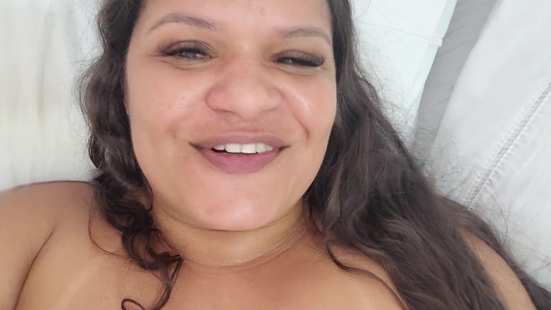 Paty Bumbum: Offering the to Flavio