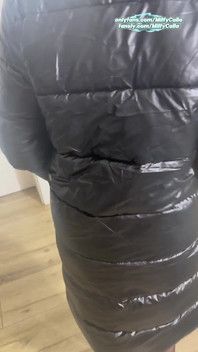 Seductive Stockings & Long Puffy Jacket Cozy Fetish Play with an American MILF
