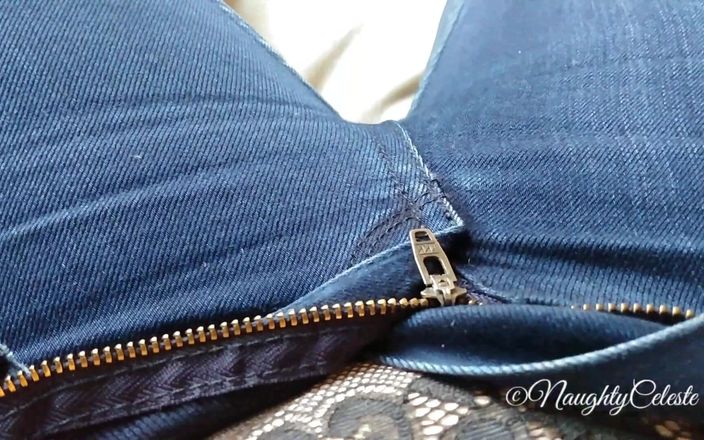 NaughtyCeleste: 穿着牛仔裤和性感内裤的 4k 自慰并达到高潮