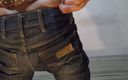 Hairy stink male: Hút thuốc trong chiếc quần jean bó sát - Redneck