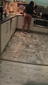 被我的邻居抓住 - 第一人称视角口交，后入和颜射 299