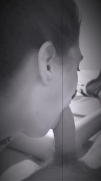 Có lẽ slow motion sẽ giúp bạn nhìn thấy cái lưỡi bẩn thỉu của tôi