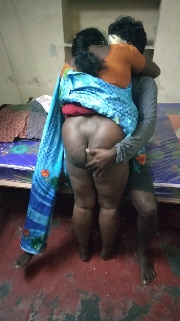 Benita sweety: Köylü teyze adamla ateşli seks