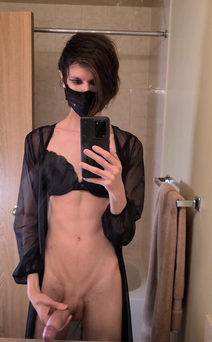 Mistress Mel: Chci někoho ohýbat nad umyvadlem