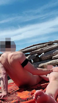 253 - Fingering Wet Pussy on Beach and Gets Caught and Interrupted by Watcher - Misscreamy
