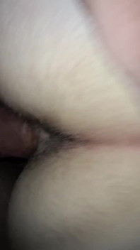 Vợ bbw chảy tràn tinh dịch