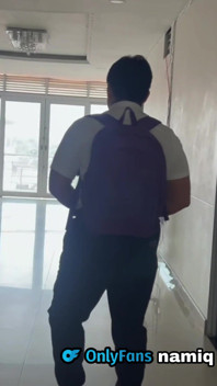 Azgın teyze bakire üvey kız kardeşini sikiyor