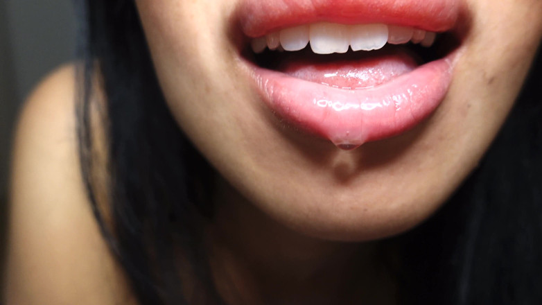 Asmr_mouth: Sensual Hot Sexy Lenslicking