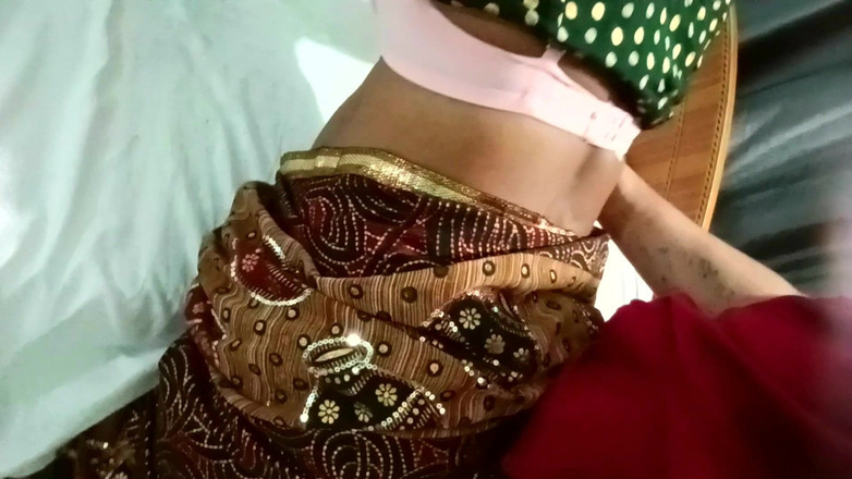 Hot N Sexy: Giáo sư đại học Ấn Độ dễ thương Nandini đụ kiểu chó với bạn...