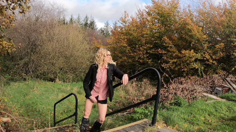The Midnight Minx: College crossdresser bored and horny