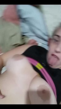 大きな自然なおっぱい