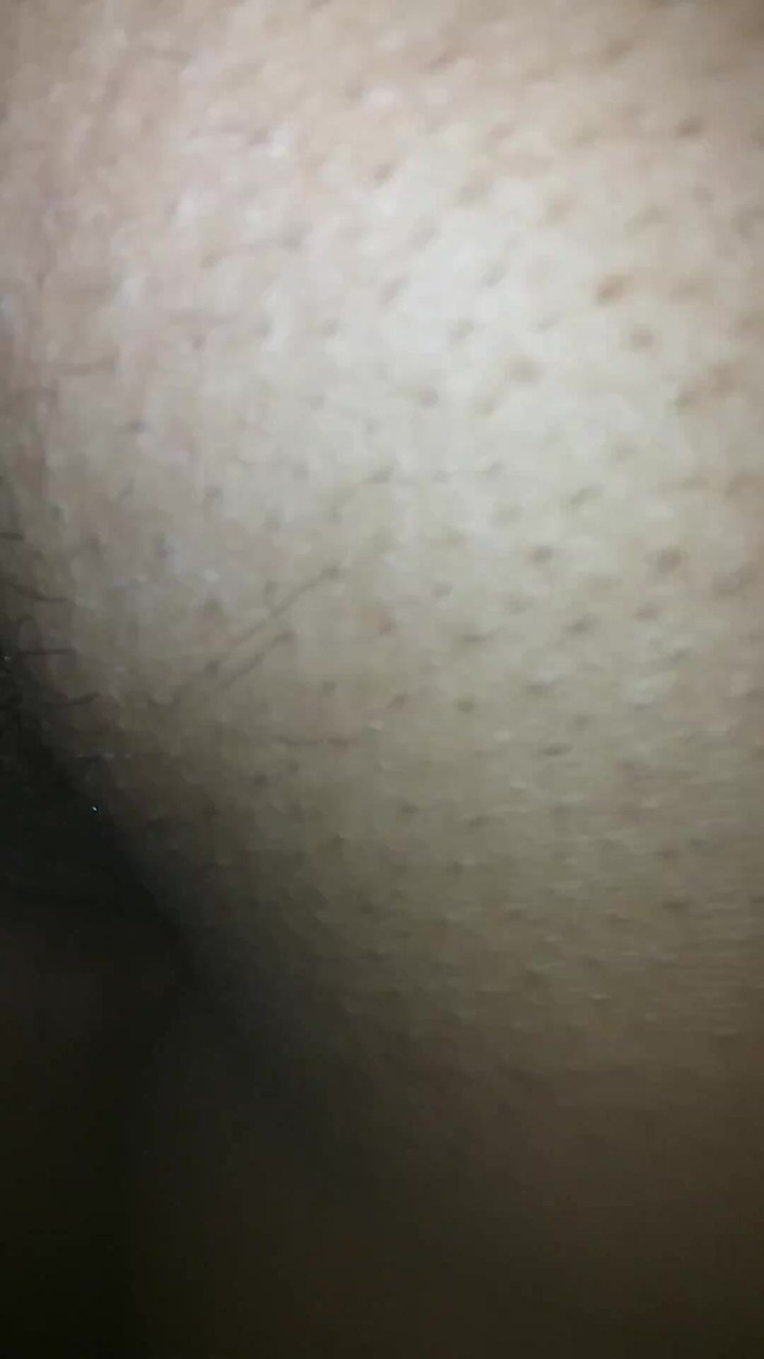 fucfucsexy: Nhét con cặc vào mông người giúp việc nghỉ ngơi