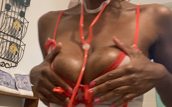 Tatiannasweets: Titty Tuesday My Cleavage Made His Dick and Bp Pressure...