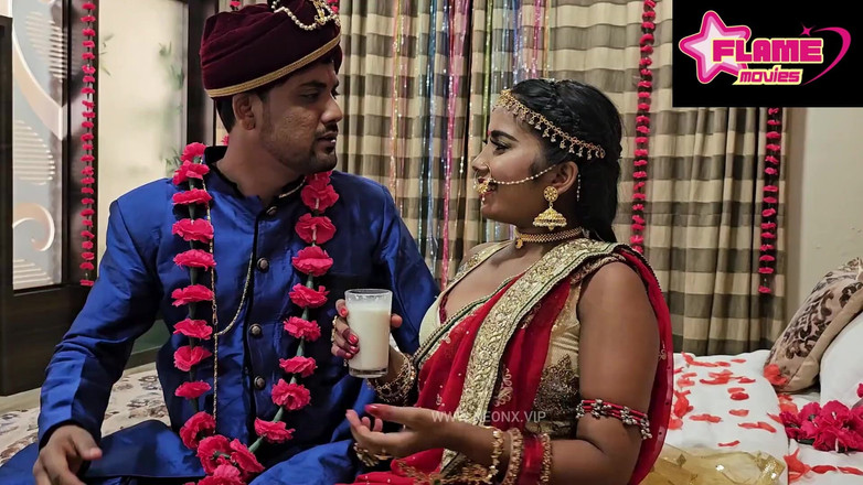 DesiHeat Studio: Devar sıkı amcıkla ilk gece sert seks