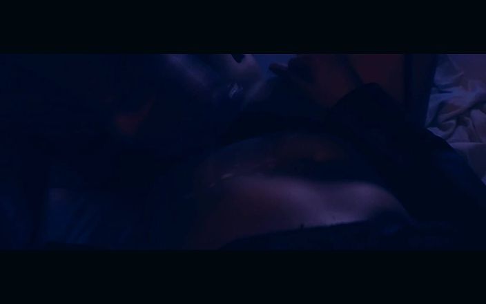 Vicky Wilfing: Sexul în trei al lui Vicky Wilfing