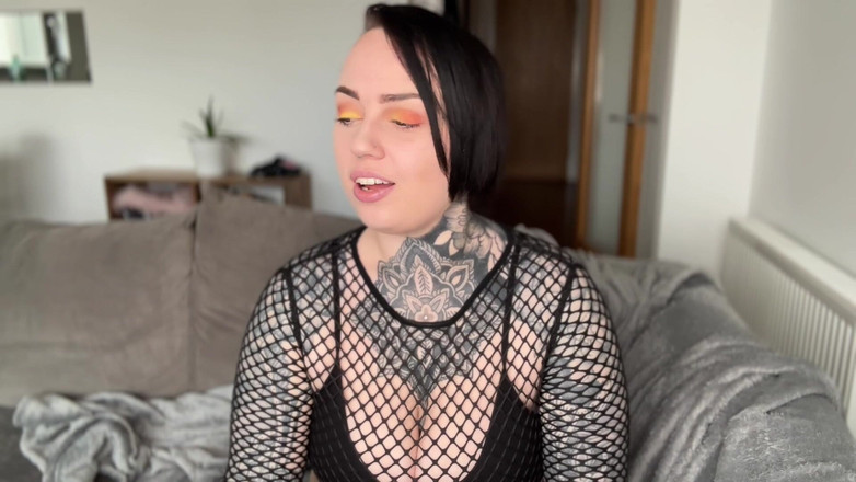 Miss Valentina: Feuer spielen cbt