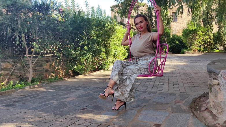 Goddess Lena: Podziwiaj mnie w moim ogrodzie