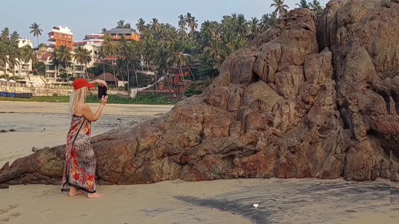 Selena701: Krásná blond zralá manželka si užívá den