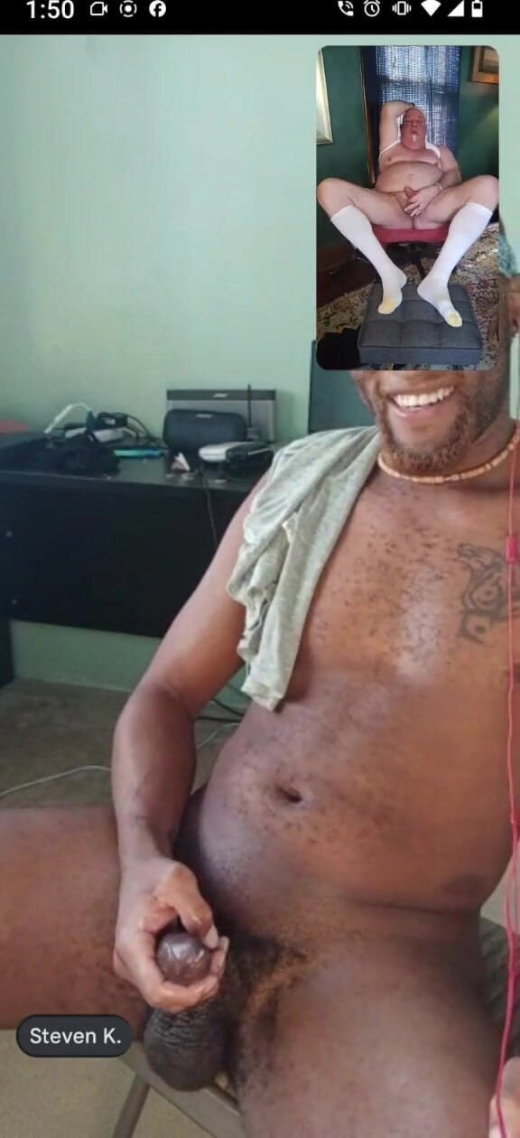 beardaddychub: Tertangkap melancap pada kamera