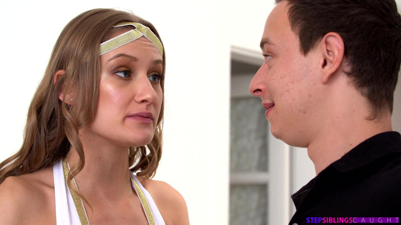 StepSiblings Caught: Step Sis vill ha en dålig pojke - S14: e7