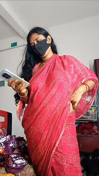Une desi indienne magnifique fait sa première apparition devant la caméra