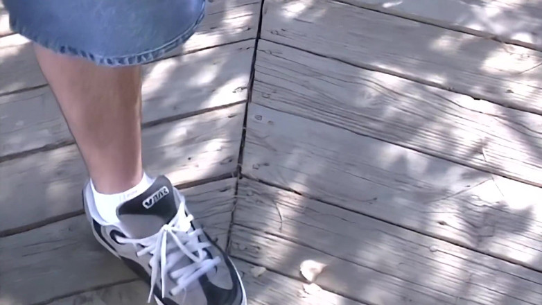 Perv Milfs n Teens: Dietro le quinte di teen Senss 2 di DVSX