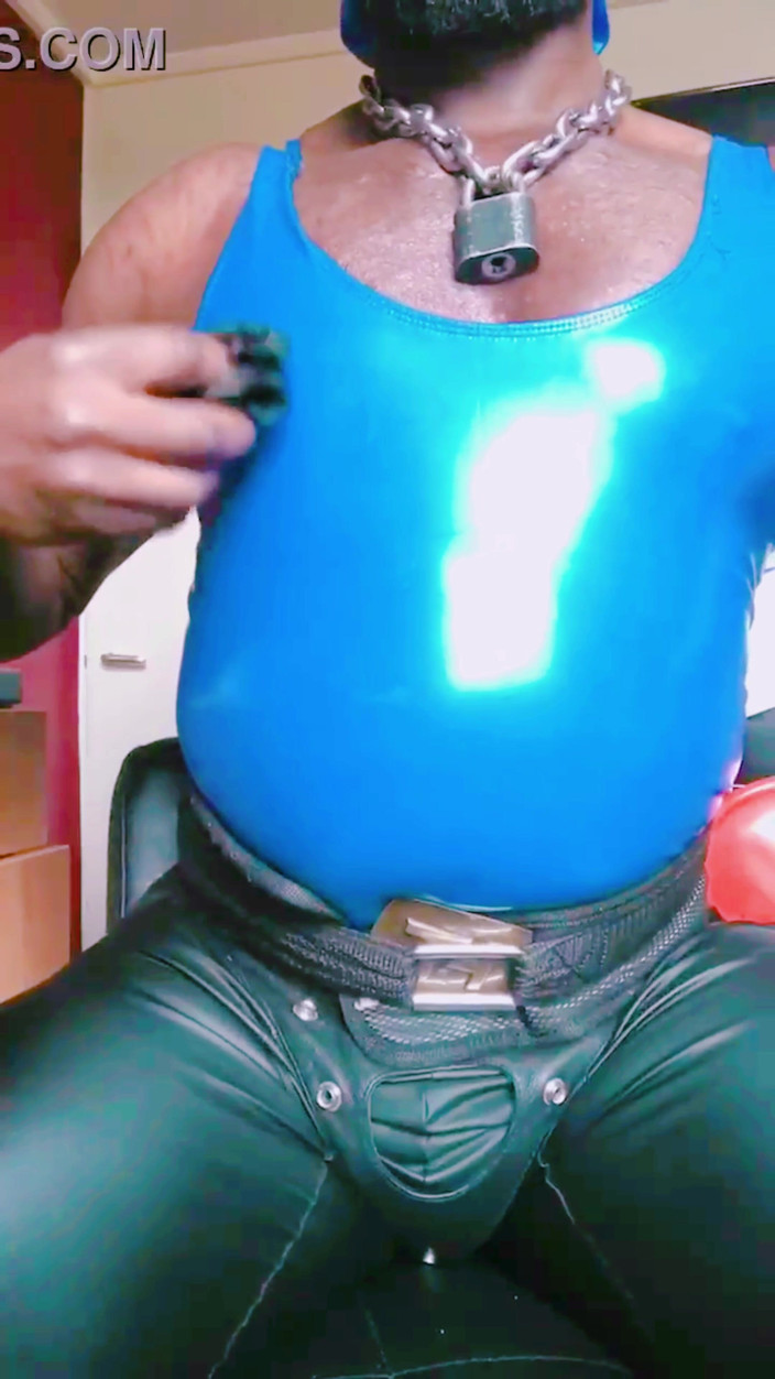 Brodyjayrichardson: ブルーラテックス ヴァーバルティットラブ