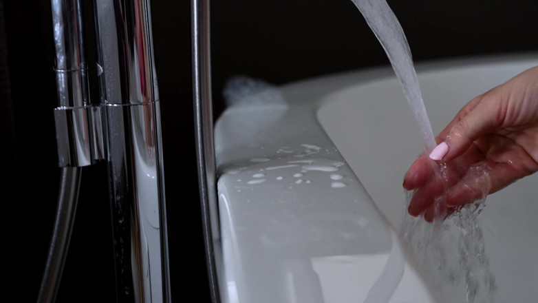 DarkkoTV: Kianna Dior Bubble Bath Twarzy