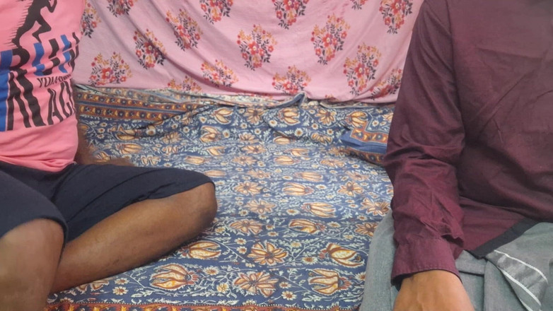 Delightrose: La Moglie Indiana Lo Tradisce in Un Trio