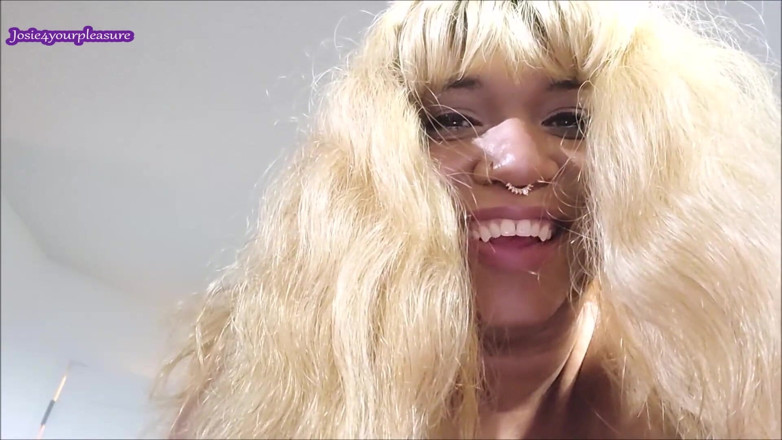 Josie4yourpleasure: Em primeiro plano - tesão iluminada gata gf hd