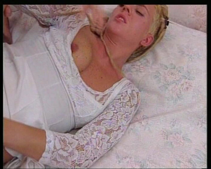 Deutsche Damen: jarmani ki shaukiya beb ki gand chudaee