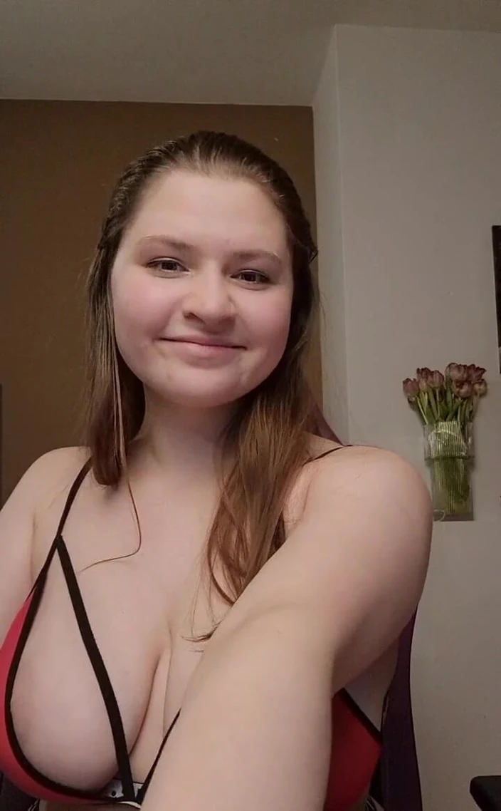 Tina Angel: Today Is My Day off but I Was Online, Thanks...